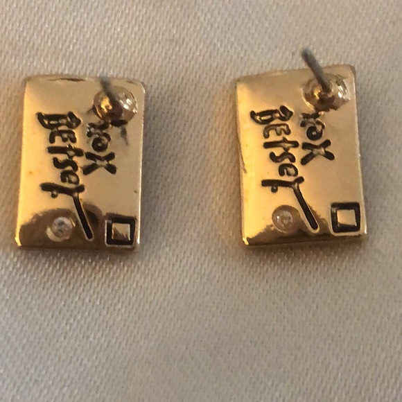 Betsey Johnson Gold Tone Envelope Stud Earrings Red Crystal Heart Accent NWT - Picture 10 of 12